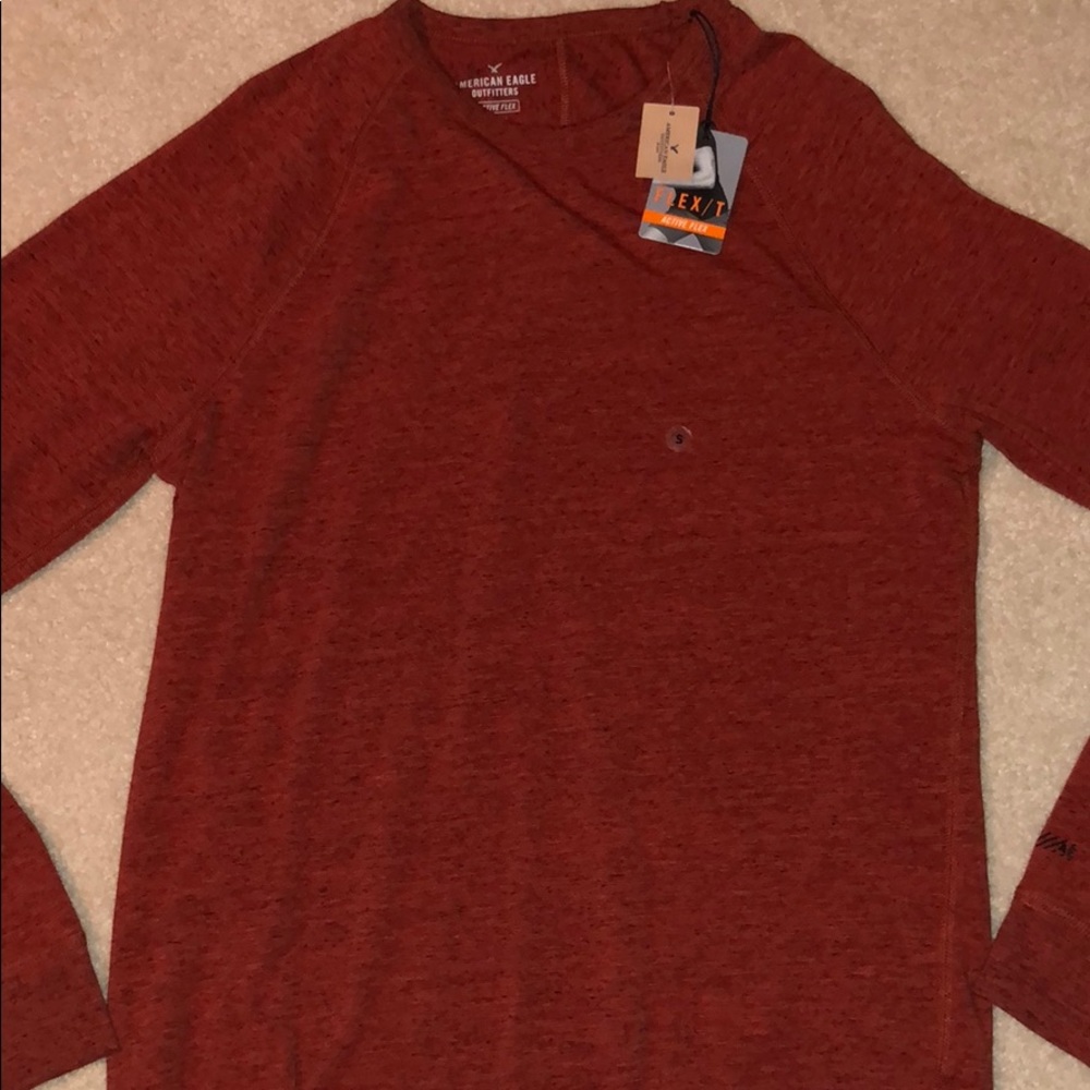 American Eagle long sleeve active flex